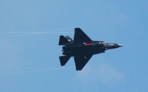 殲31戰(zhàn)機(jī)試飛 殲31戰(zhàn)機(jī)試飛