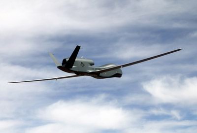 �Y�ψD����ȫ�������o�˙C