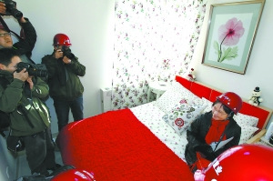 ����ӛ�������w�(y��n)�������ⷿ��ӛ�� ��ƽ �z