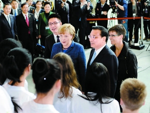 �ɇ�(gu��)������ͬ����(d��ng)���е��Z(y��)������(d��ng)�����M(j��n)�h�Z(y��)�ڵ�(gu��)�͵��Z(y��)���Ї�(gu��)�Ă��������c�Ї�(gu��)�_չ�����Ϳ��к����������W(xu��)�g(sh��)�I(l��ng)�����ͬ�Ӿ�����Ҫ���x�������ṩ�ڃɇ�(gu��)��W(xu��)���о��L��(w��n)��(ji��ng)�W(xu��)�����p߅�����(xi��ng)Ŀ�Լ���ͬ�O(sh��)�������p�W(xu��)λ�Ĵ�W(xu��)�n�̵�