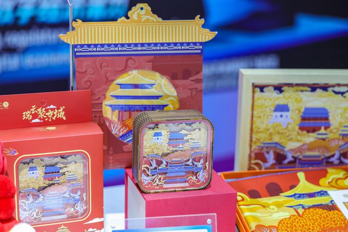 消博會(huì)探館：非遺“潮”起來(lái)