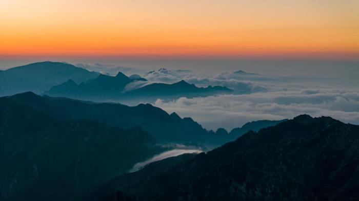 秦嶺云海翻涌 壯麗迷人