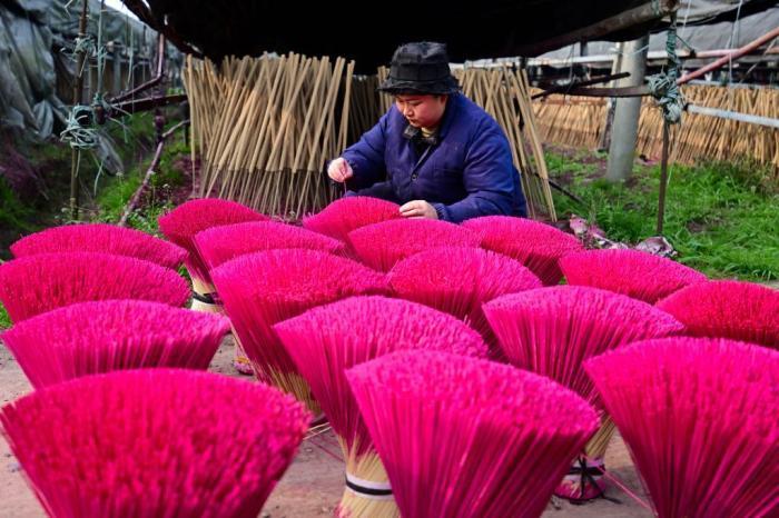 探訪(fǎng)四川“制香第一村”