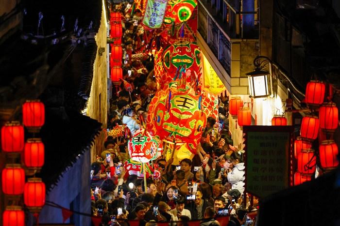 （新春見聞）皖南魚燈迎新春