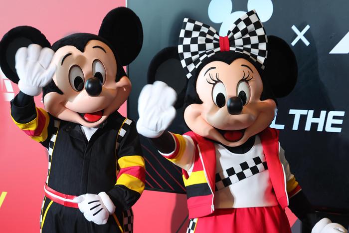米奇、米妮全新賽車主題形象上海首發(fā)