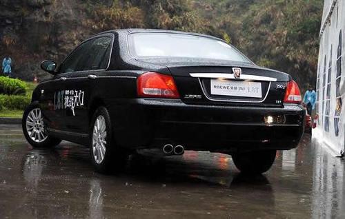 С�������(d��ng)�� 4��ʹ�Üu݆����܇�����]