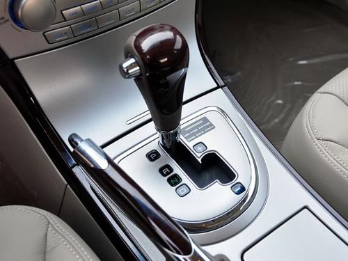 ���и��ľ�����5��5�����е���܇���]