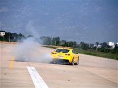 ��܇(ch��)֮�� �M(j��n)��ѩ���m ѩ���mcamaro 2010�� 2ss