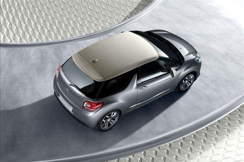 采用更多鍍鉻裝飾 新雪鐵龍C3實車曝光 汽車之家 采用更多鍍鉻裝飾 新雪鐵龍C3實車曝光 汽車之家