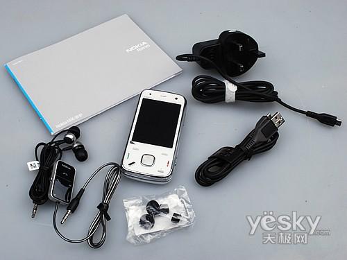 800萬(wàn)像素拍照旗艦 白色諾基亞N86開(kāi)箱圖賞