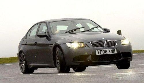 ��ݔ���ܵ����� ���RM3��(du��)�ȱ��YC63AMG ��܇(ch��)֮��