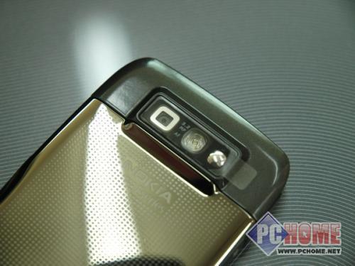 點(diǎn)擊查看本文圖片 諾基亞 E71 - 絕對受歡迎 2000元中端智能手機(jī)推薦