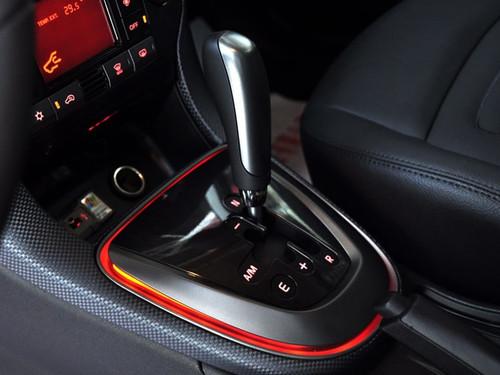 ����߀��(j��ng)����1.6L�����b�����l(f��)�әC܇��