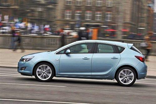 �PԽHRVԭ�� ԇ�{�W��ȫ��Astra 1.4T ��܇(ch��)֮��