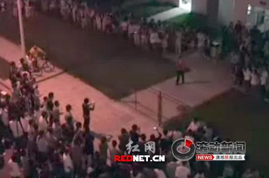 ���ӎ����˵�Ů��������´����(��i)(�M�D)