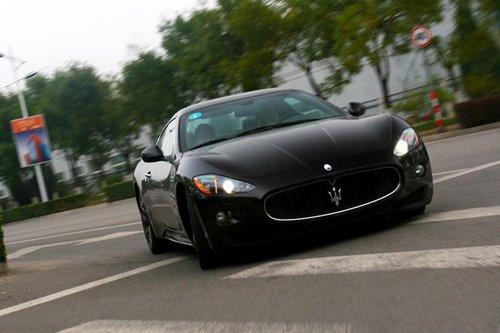 ��ħ�����ԇ�{��ɯ����GranTurismo S ��܇֮��