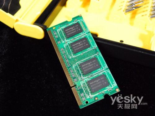 (li��n)��������С�w�ePC��IdeaCentre Q110�u(p��ng)�y(c��)