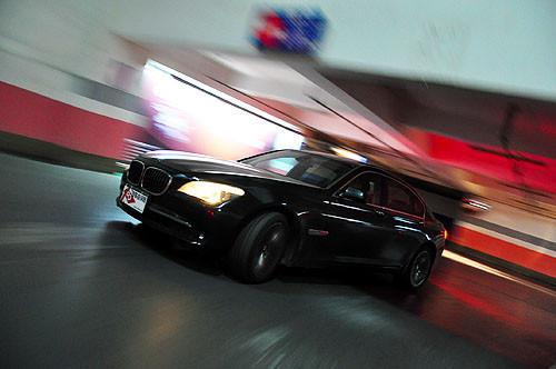 最有駕駛樂趣的豪華車 測(cè)試寶馬750Li