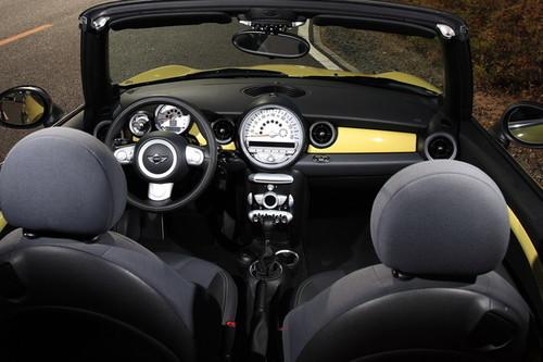 �帣�R�T ԇ�{���30�f���e��ͬ܇��