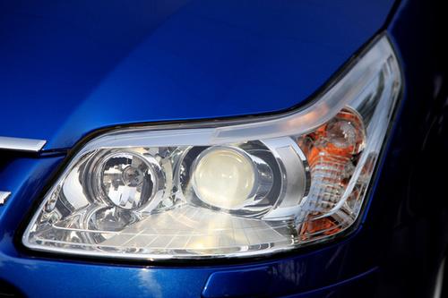 試駕雪鐵龍C4 VTS轎跑車(chē)