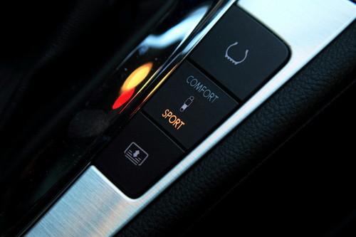 德/日對抗 雷克薩斯ES350對比大眾CC