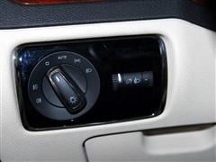 汽車(chē)之家 上海大眾斯柯達(dá) 昊銳 09款 1.8tsi at貴雅版