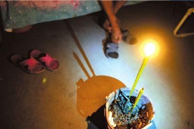 26�գ��Jɽ�h���T�l(xi��ng)¡�d����񏈵����ڎ������cȼ��T�����������ڵ����в������y�� ���A��l(f��) 