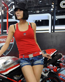 ܇ģ��(zh��ng)�涷�G