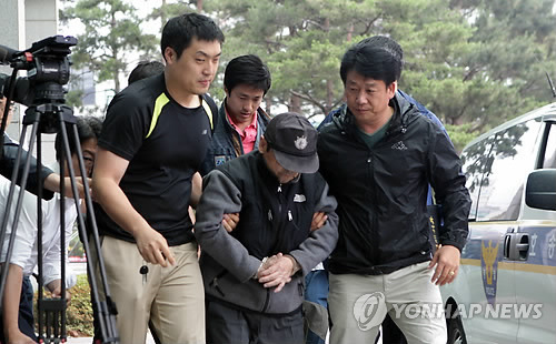 韓警方緊急拘捕沉船船主胞兄將訊問(wèn)船主藏身處