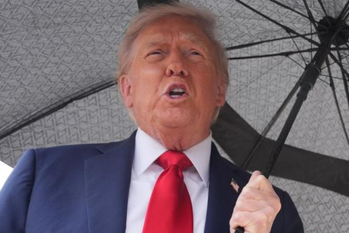 美媒：特朗普正考慮對伊朗發(fā)動新的重大打擊