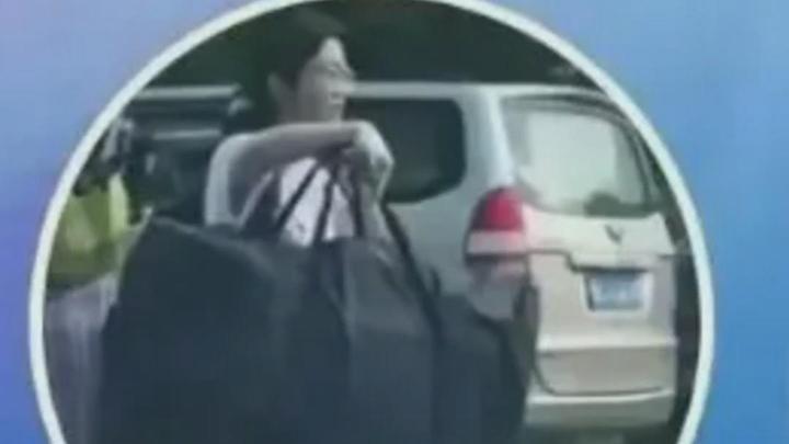 冒充“扁擔(dān)女孩”劉燕開(kāi)賬號(hào)！網(wǎng)警依法查處