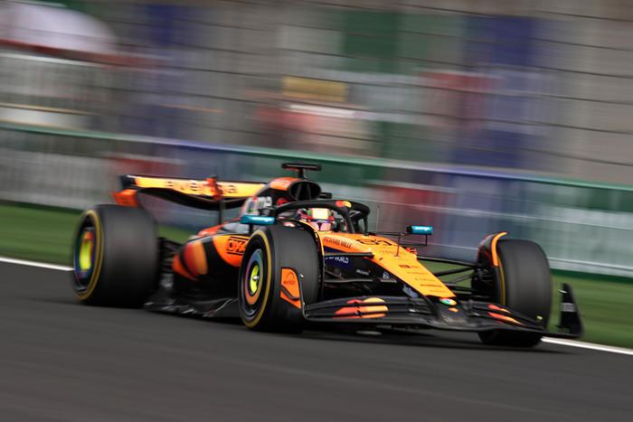 F1中國(guó)大獎(jiǎng)賽誕生新“王者” 邁凱倫車手包攬冠亞軍