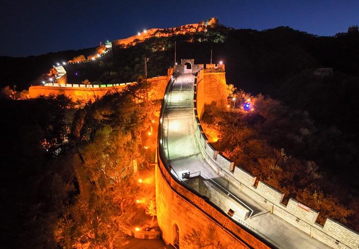 北京八達(dá)嶺“夜長(zhǎng)城”即將開放